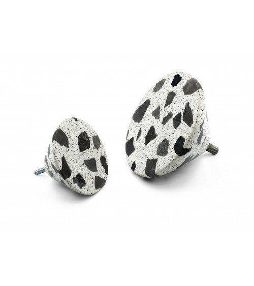 Concrete furniture knob - Urbi & Orbi Demenico Rocks Cone - designer handle