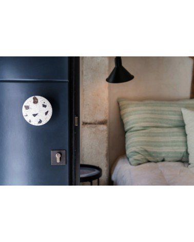 Concrete furniture knob - Urbi & Orbi Demenico Rocks Cone - designer handle