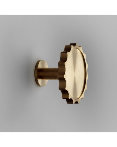 Brass Wall Hook Lexi - design handle