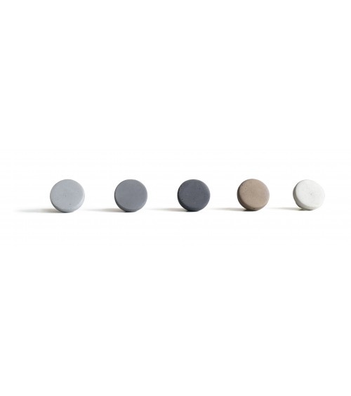 The complete range of Pomolo wall hooks by Urbi et Orbi