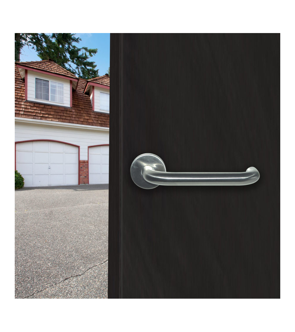 PRM door handle Reteuil model on a door