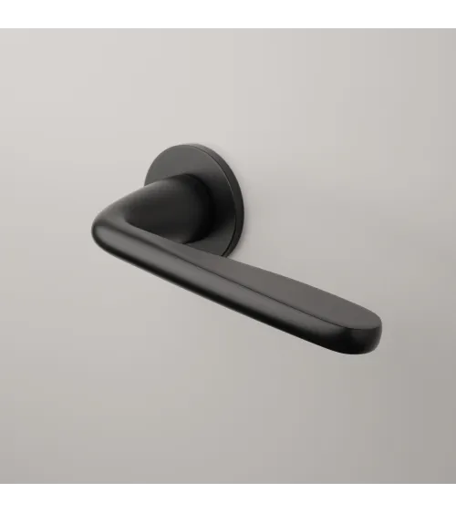 HIACYNTA contemporary door handle designer handle