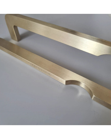 Brass ISA DOT furniture handle design handle zoomed view on the fluting