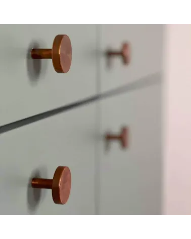 NENA M brass furniture knob design handle integrated into furniture