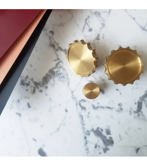 Brass Wall Hook Lexi - design handle