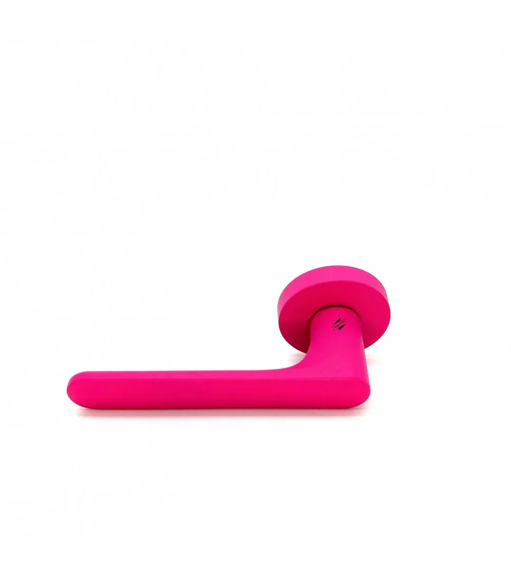 Raspberry pink coloured door handle - Moon One Round