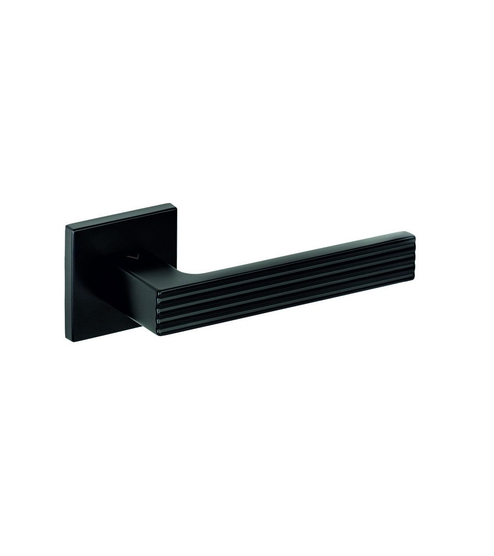 Felie zamak door handles