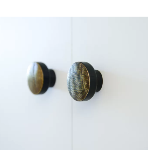 Furniture handle in black varnished wood brass