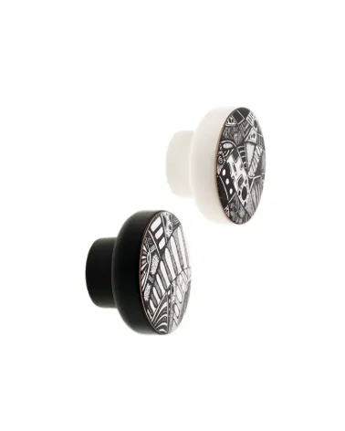COSMOS Black & White cabinet knob