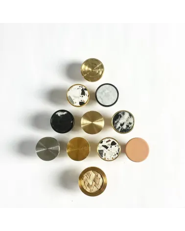 Brass furniture knob 02 design handle top view with several knobs positioned in a tree shape