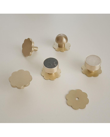 Brass furniture knob Flower 08 designer handle top view arranged in a circle