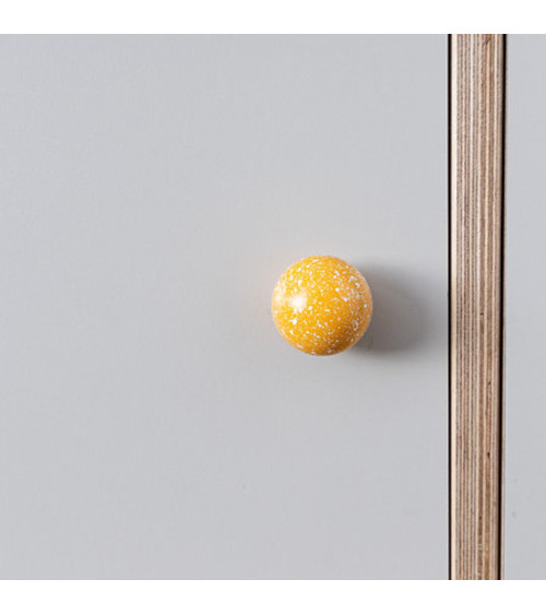 Beech wood furniture knob in yellow/white Mix designer handle