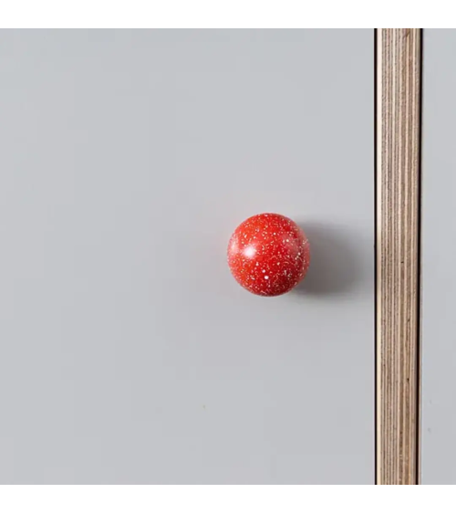 Beech wood furniture knob in red/white Mix designer handle