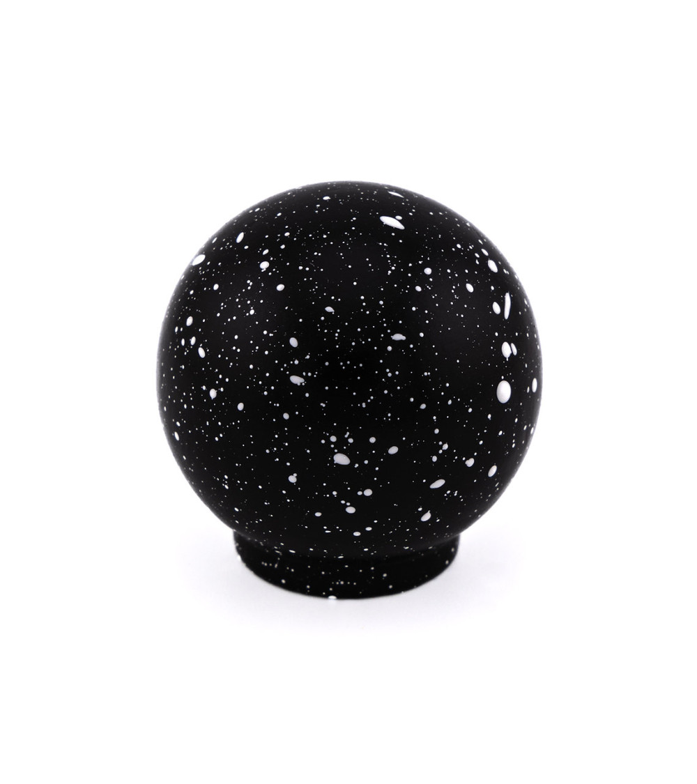 Beech wood furniture knob in black and white Mix