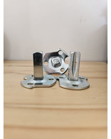 Drilled backplate with square spindle for door handle
