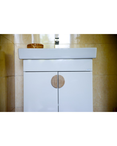 Semi-circular wooden furniture handle