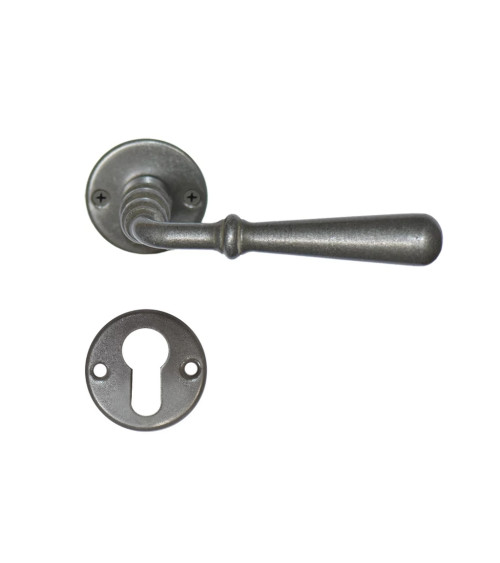 Beynac Patinated Iron