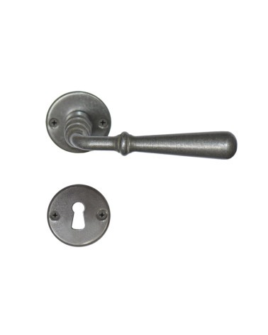Beynac Aged Iron + Bedroom Key Rose