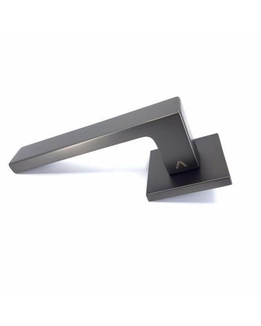 WARNA gunmetal door handle design handle profile view