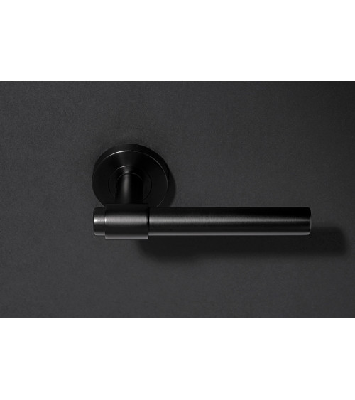 IRATY black PVD door handle