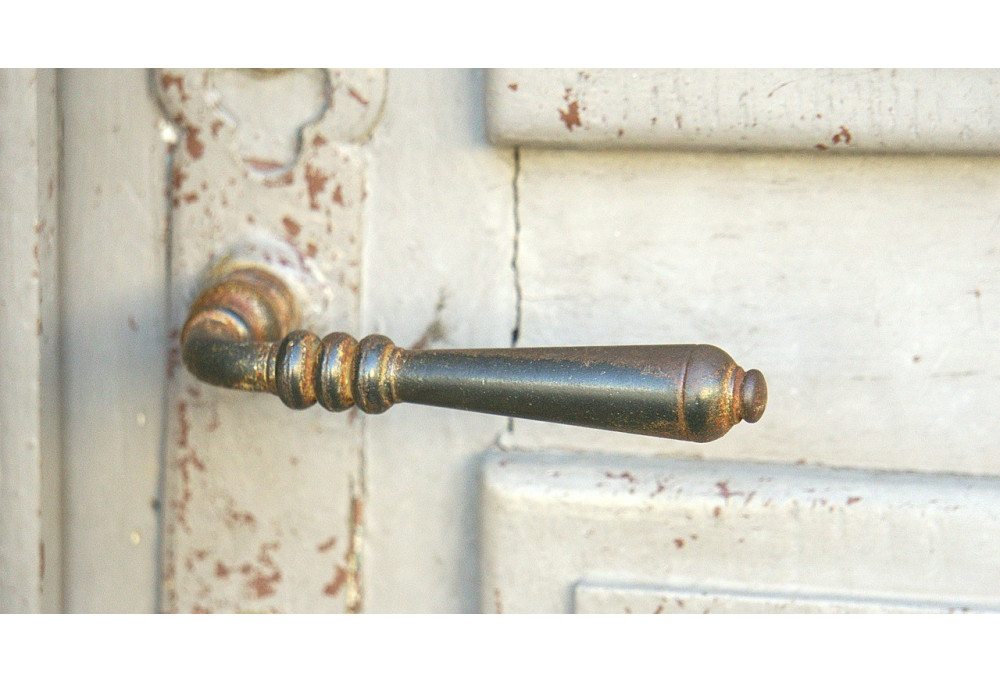 How to replace an antique handle