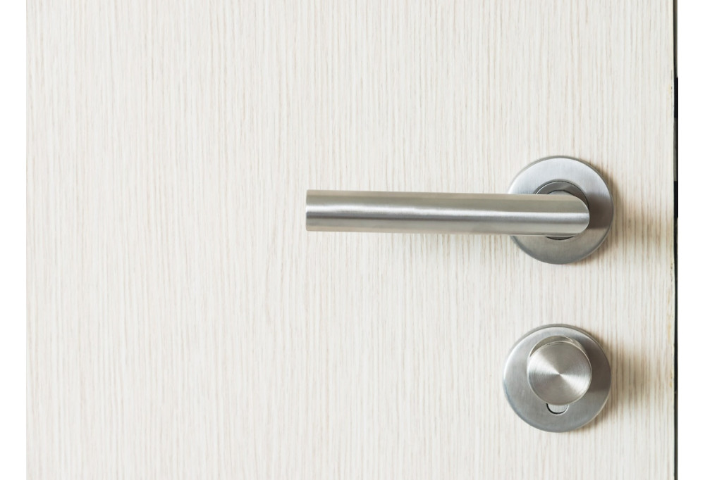 Door and window handle: decor tips for your interior