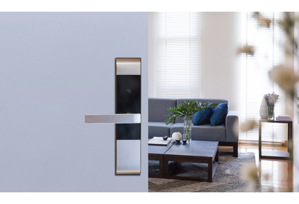 Decorating tips: incorporating original door handles for a wow effect