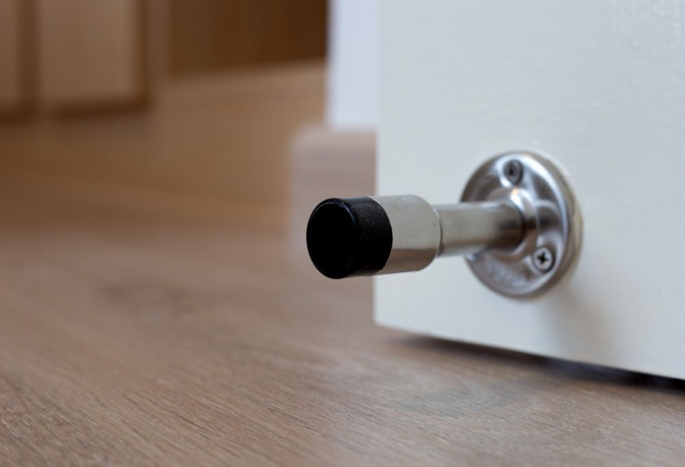 Practical guide to choosing ideal door stops
