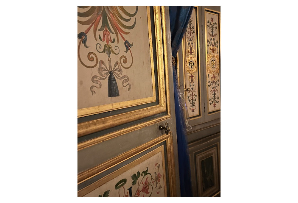 The handles of the Château de Fontainebleau: a journey through history